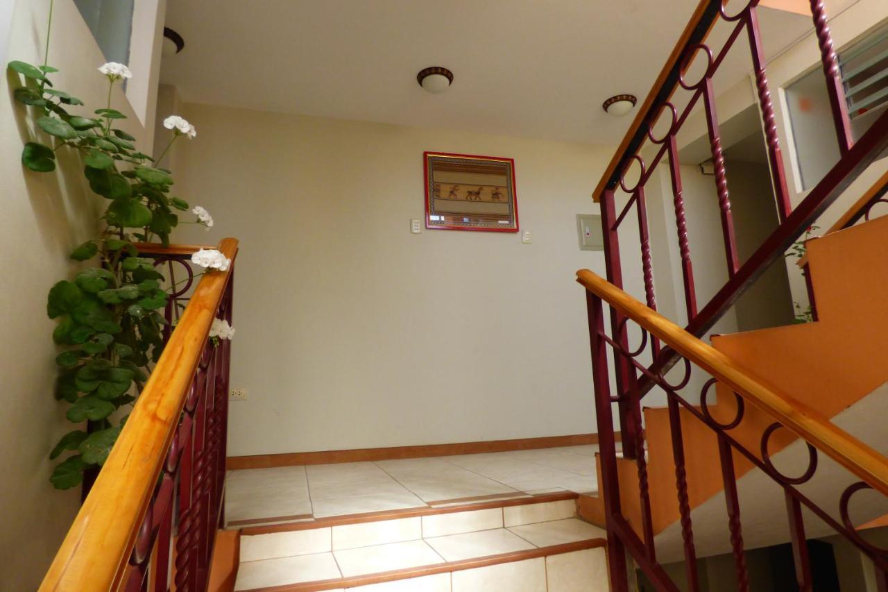 Bed and Breakfast Manuelita House Puno Exterior foto